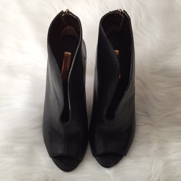 BCBGMAXAZRIA Durress peep-toe high-heel bootie - Picture 2 of 7